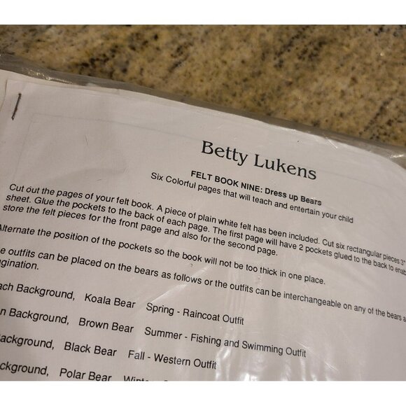 New! Betty Lukens FELT BOOK 9: Dress up Bears Teddy Bear Felts - Picture 3 of 4